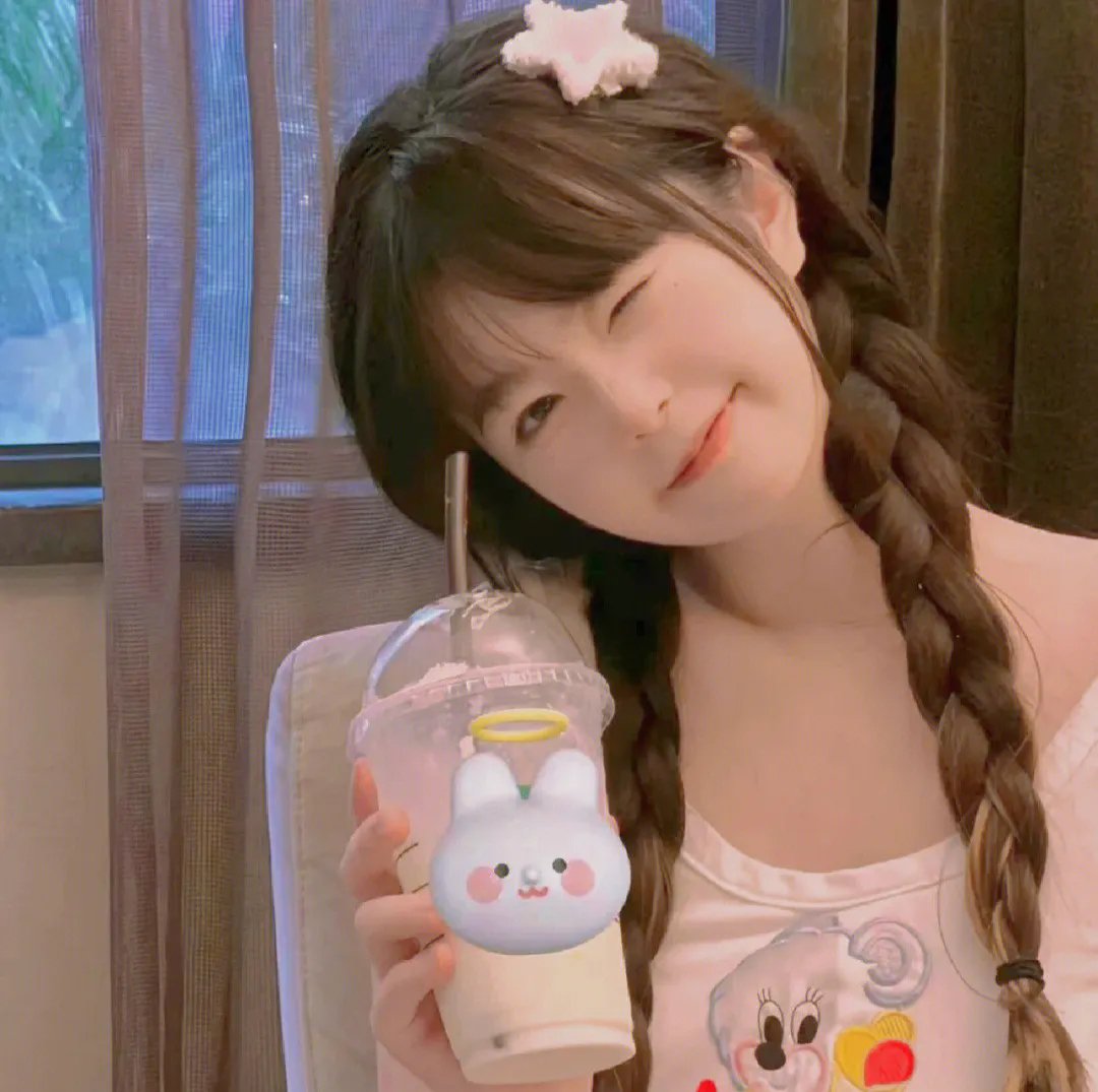 审妻